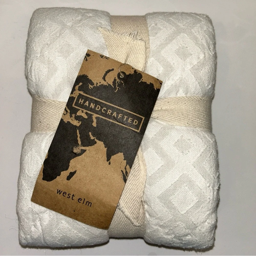 West Elm Frayed Diamond Jacquard Euro Pillow Sham Cushion Cover Ivory 26” X 26”